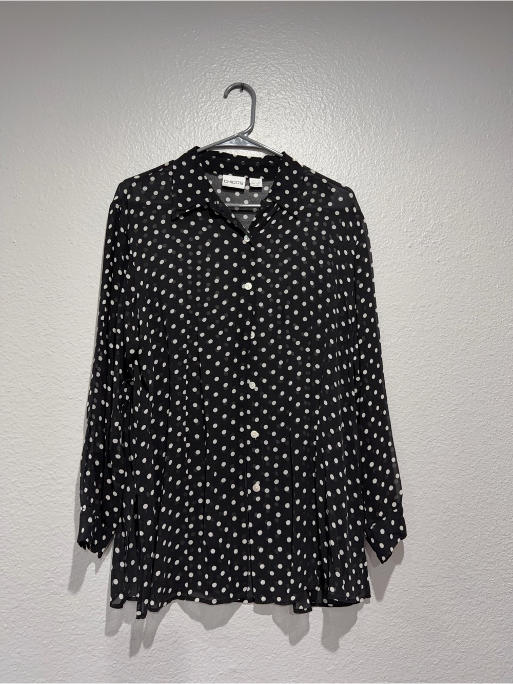 Chico’s 100% Silk Polka Dot Sheer Button Front Blouse Women’s Size L Black White